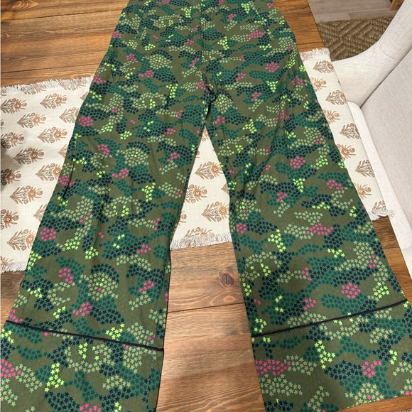 Currently sold out online Vilagallo Camostar cotton pants size 36 (2) - Picture 3 of 3